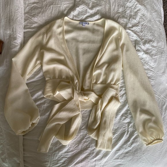 Fasion Nova Cream Wrap Top - Picture 1 of 1